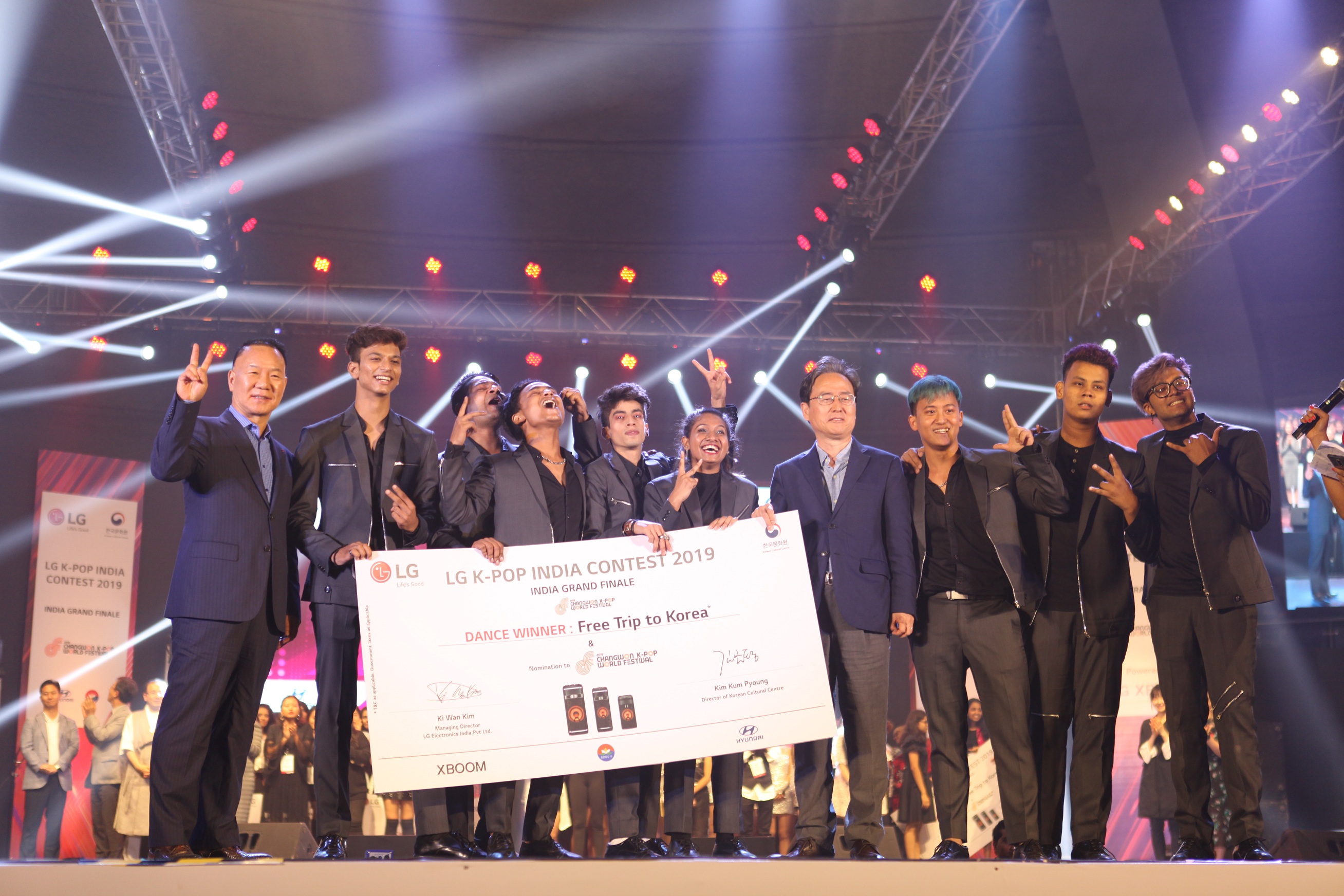 Localz Crew Winner from Delhi