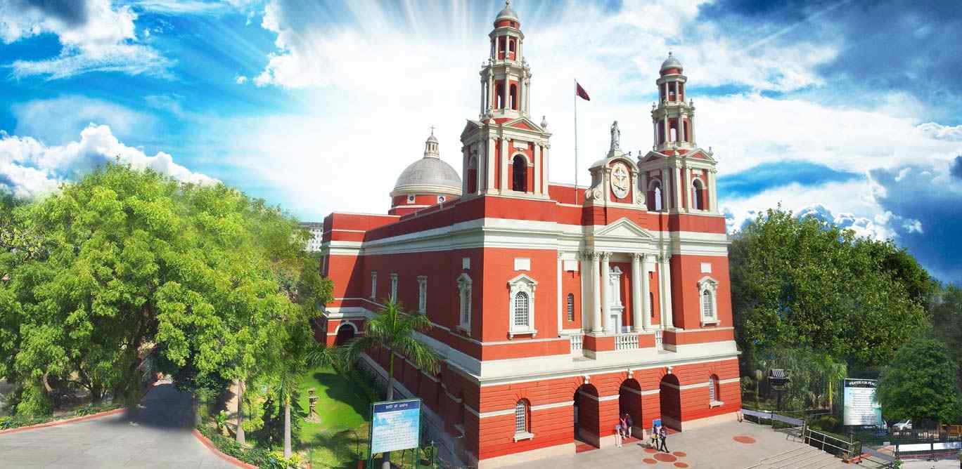 Sacred Heart Cathedral Church, Delhi (Photo: sacredheartcathedraldelhi.org)