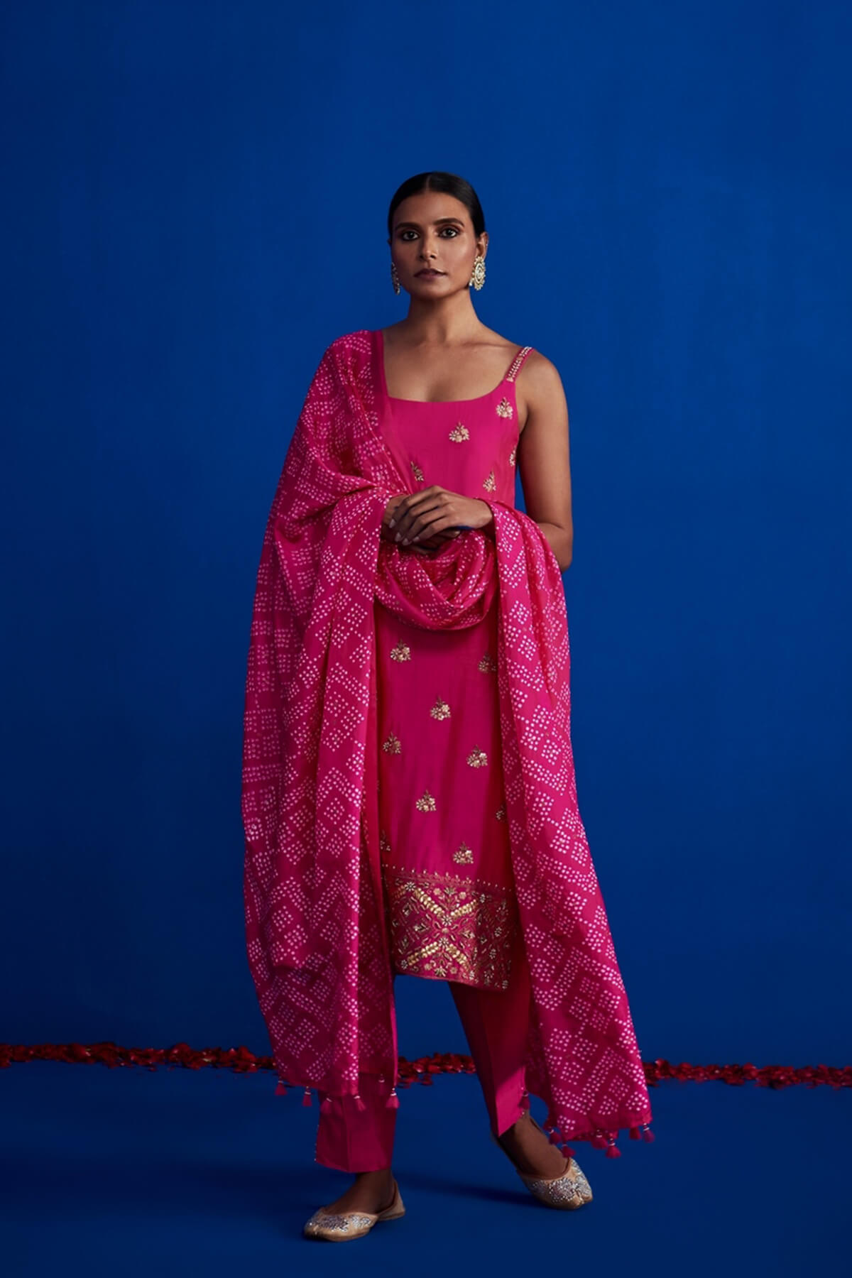 Spaghetti Kurta Set With Bandhani Dupatta