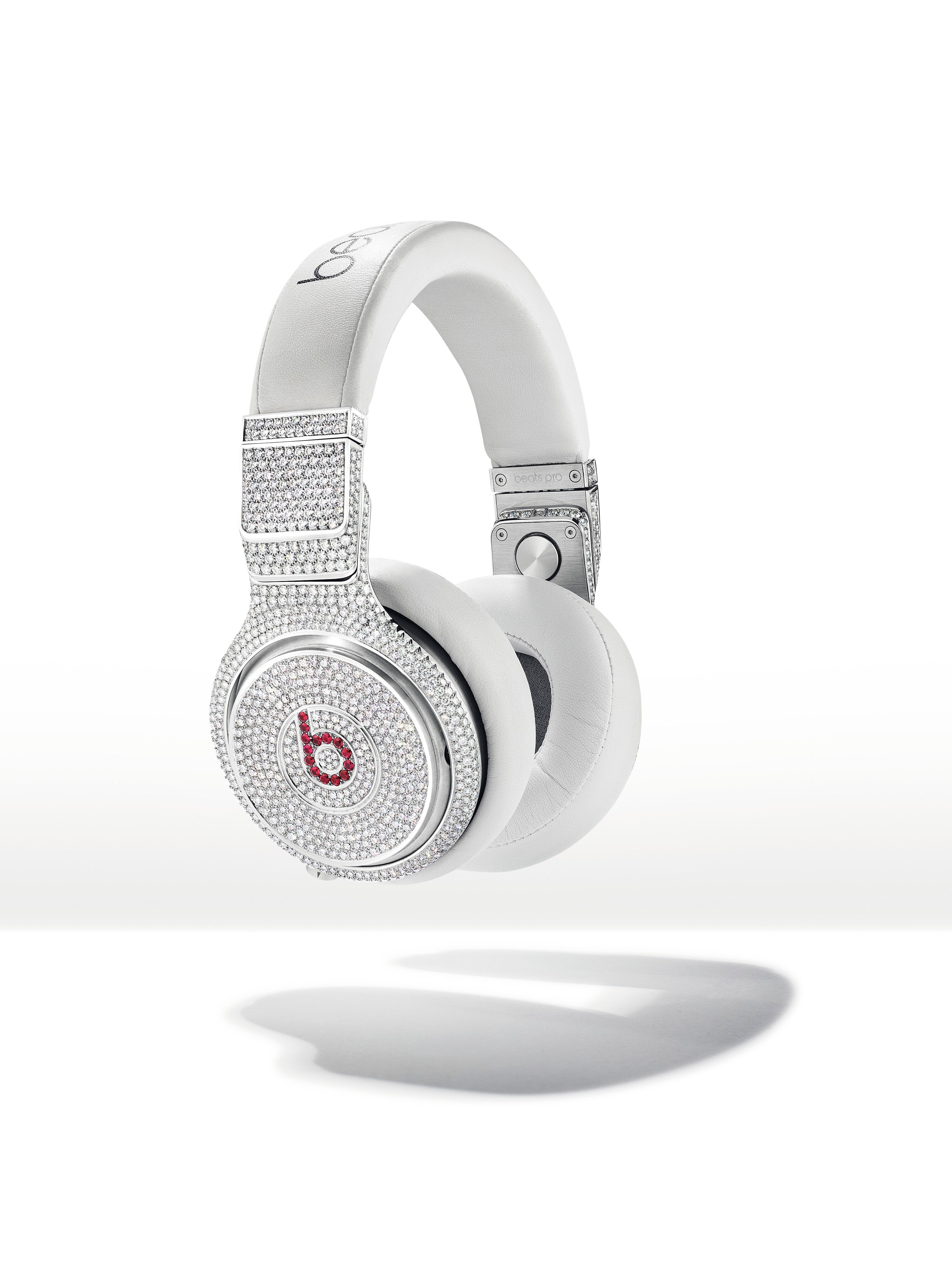 DIAMOND AND RUBY 'BEATS PRO' HEADPHONES