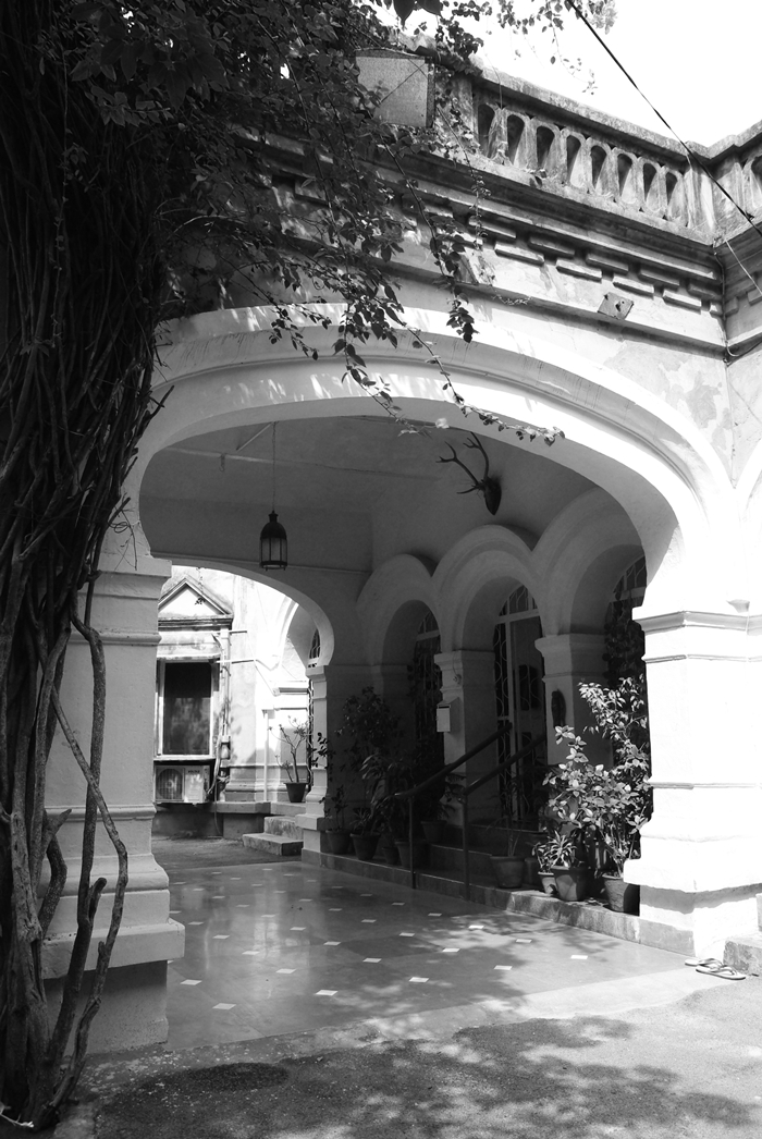 Awadh se Chand Warq on view in Cr I - IIC