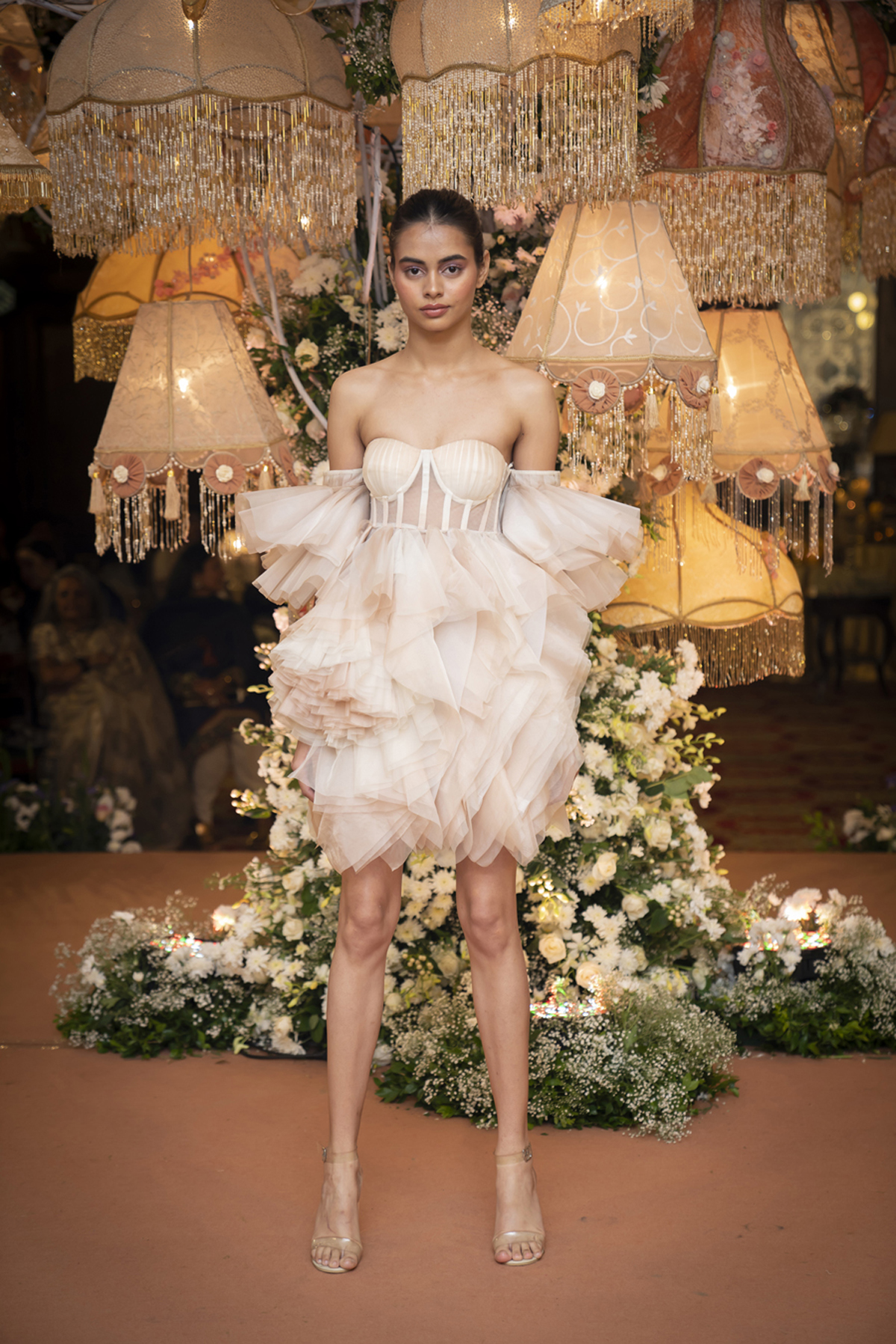  Designer Shriya Som helps you pick out a Diwali ensemble