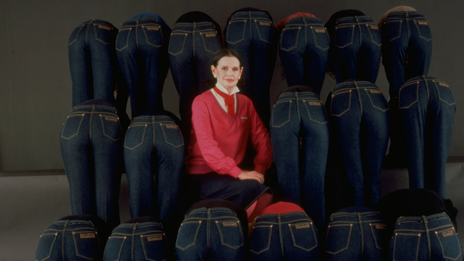 Mohan Murjani and Neometa launch iconic and world's first and best-fitting women's jeans brand, Gloria Vanderbilt, to India