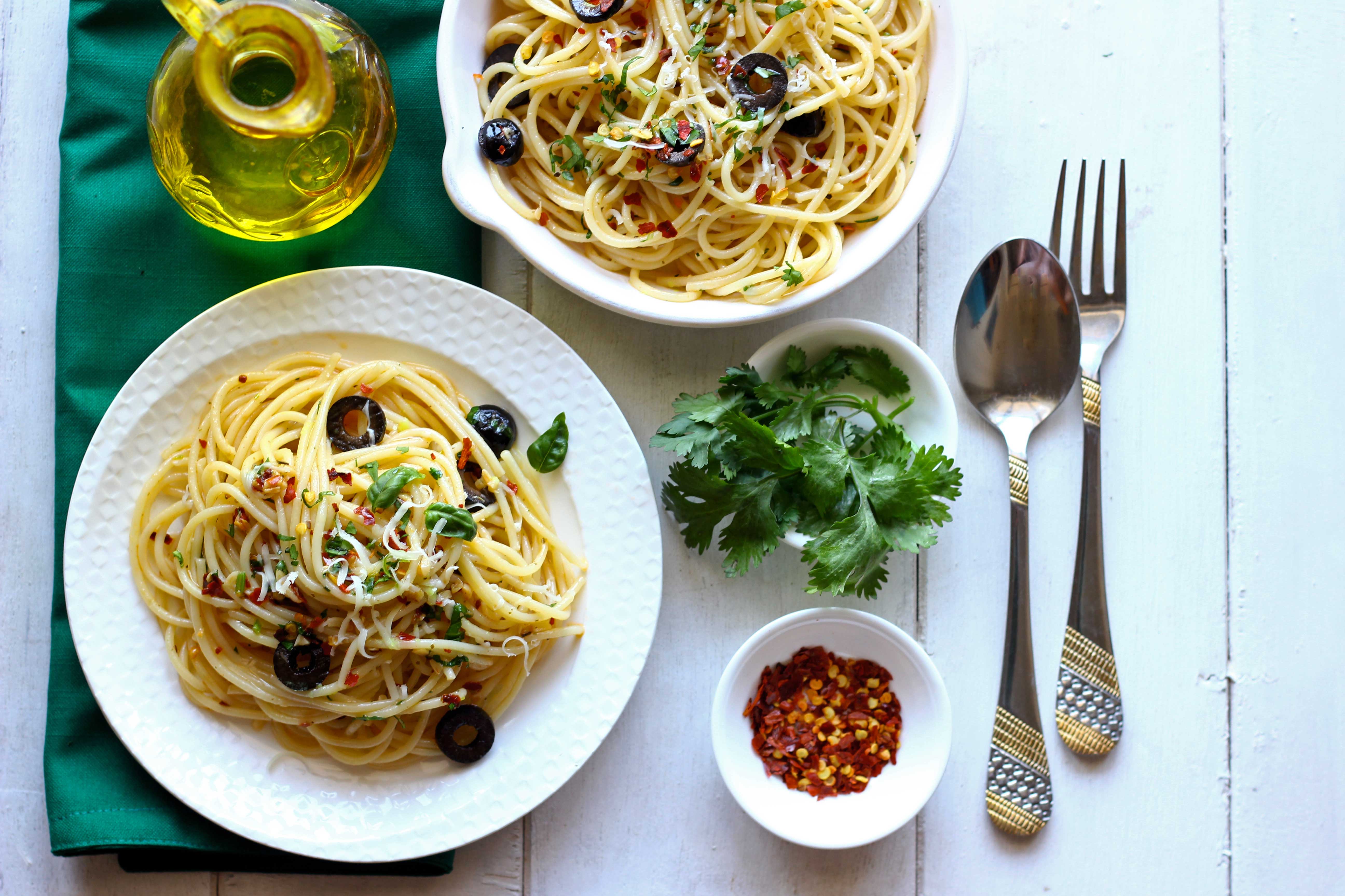 SPAGHETTI AGLIO OLIO