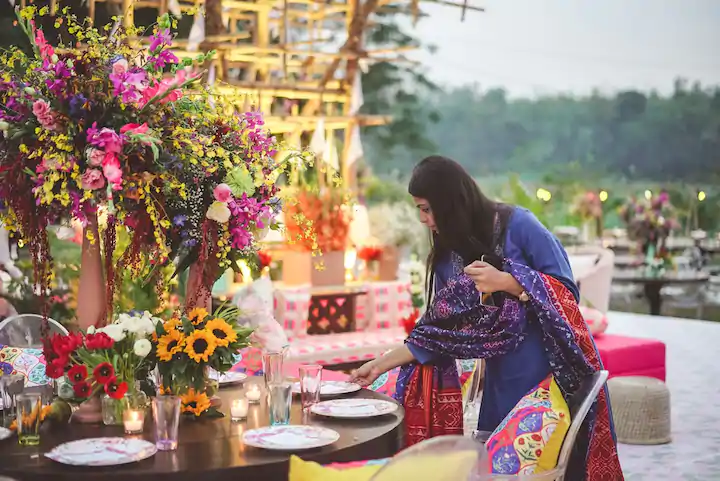 WINE AND DINE IN STYLE!