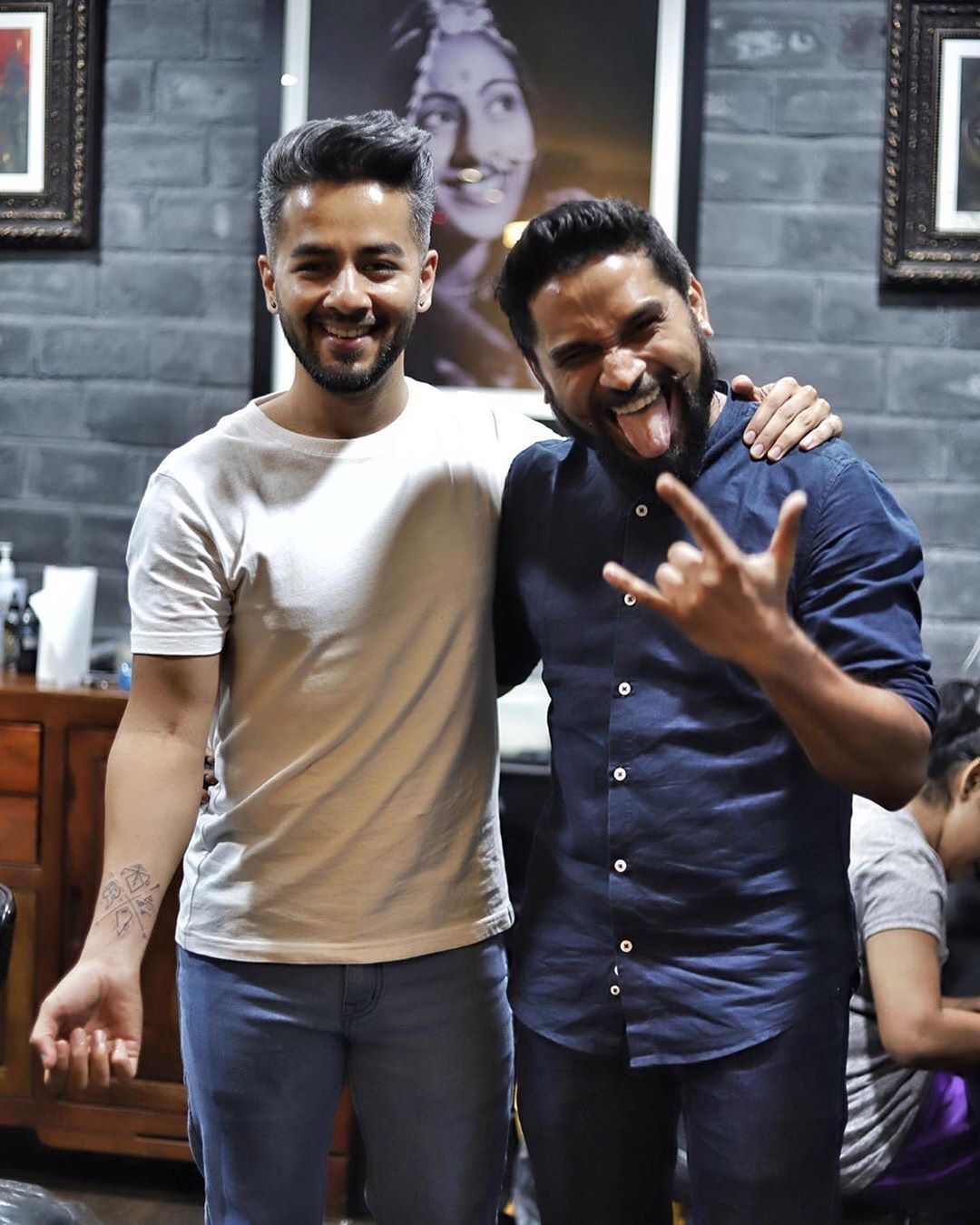 (Photo: vikasmalani_official/Instagram)