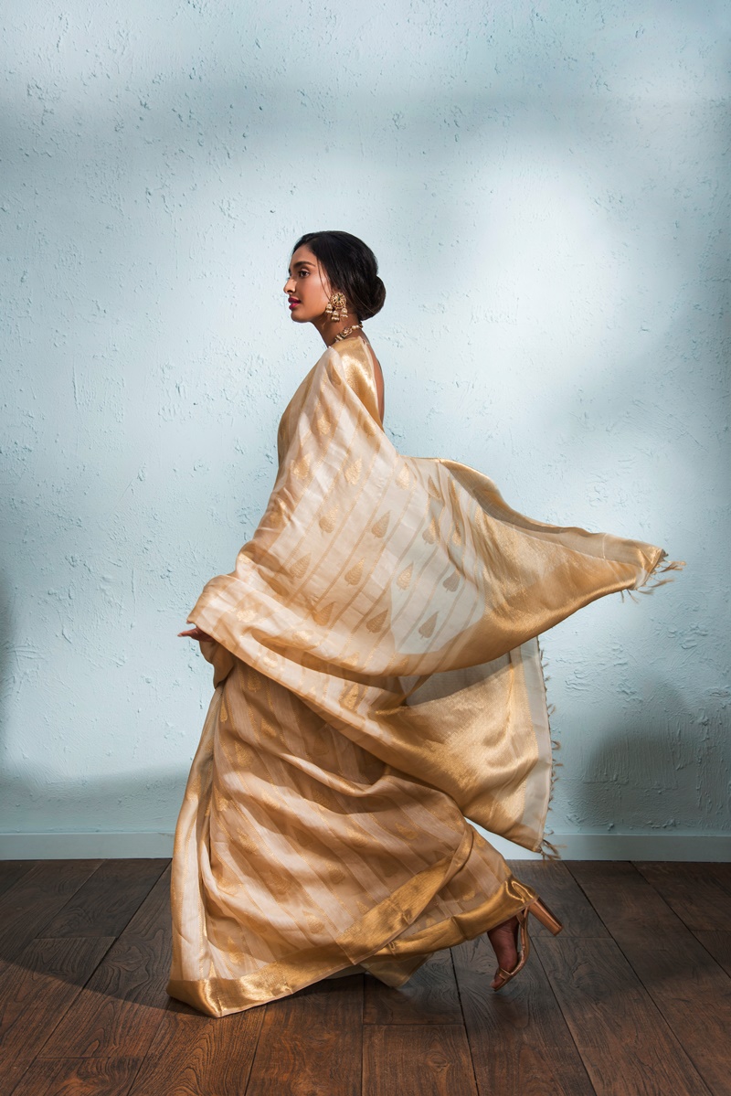 ADVAYA LINEN KANJIVARAM