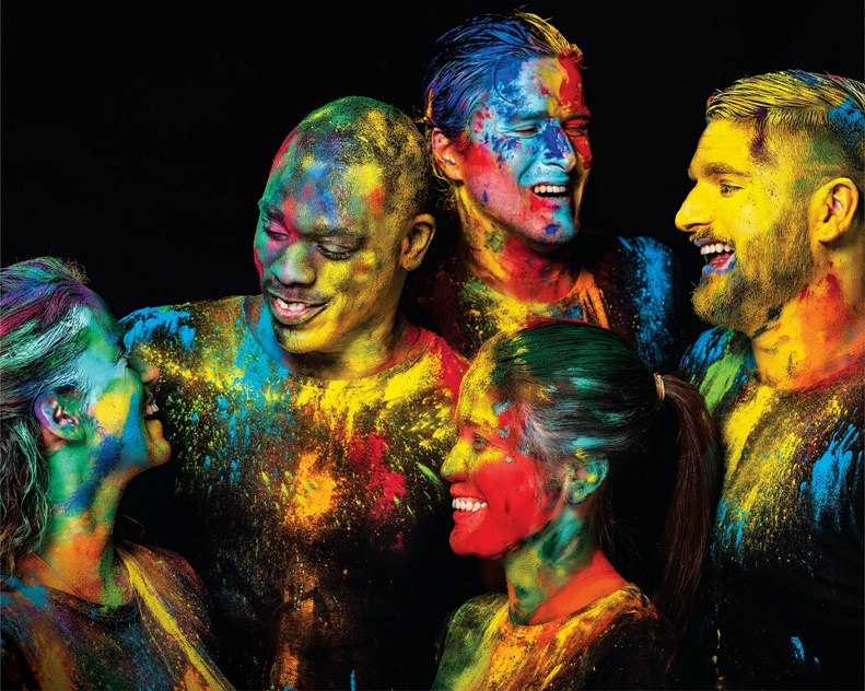 Absolut 'Born Colourless'