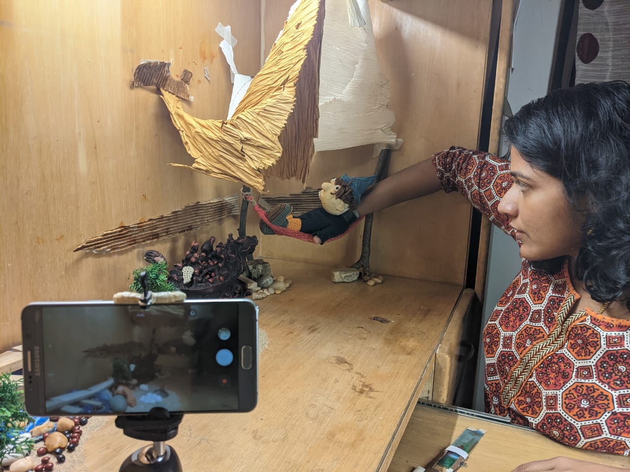 An international theatre festival for children launches online