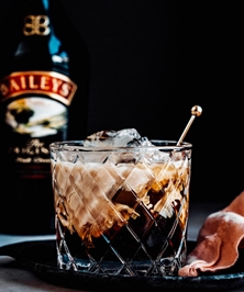 Bailey_s White Russian