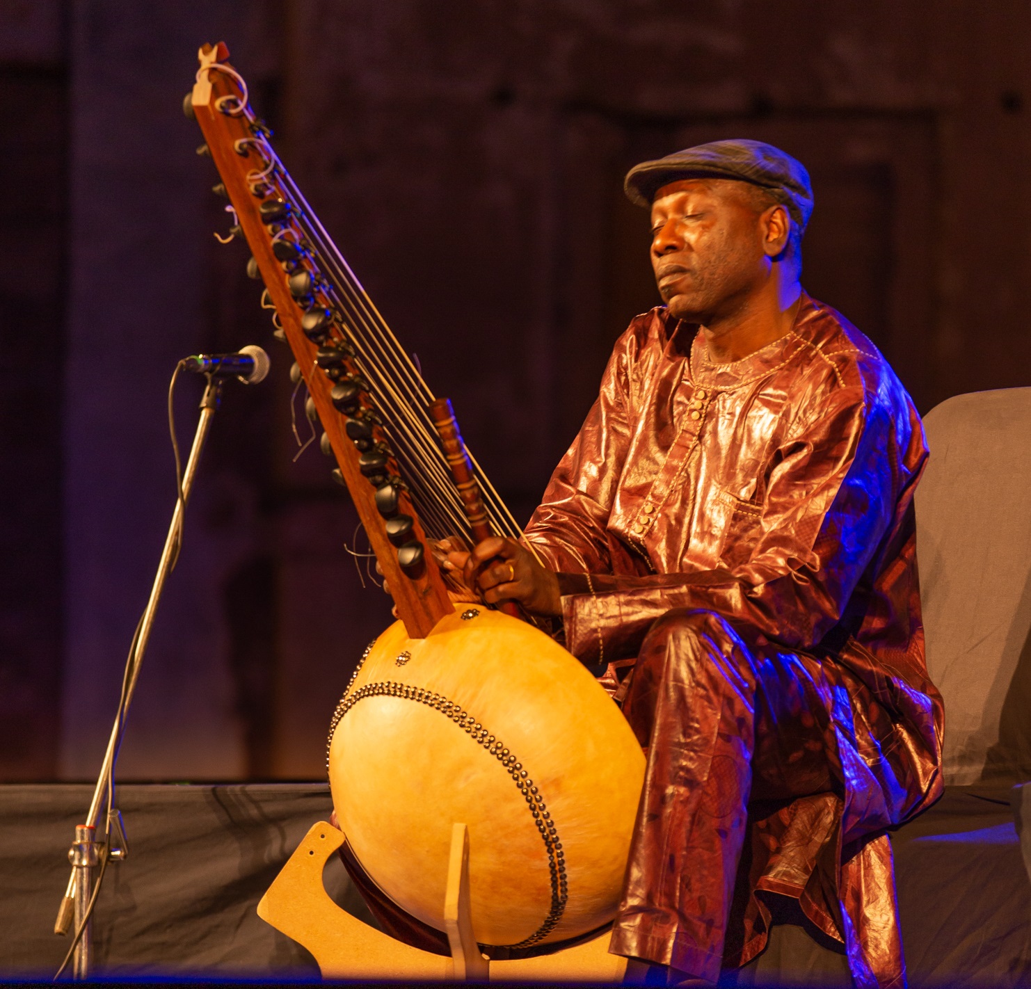 Vocalist Sumitra Devi (in Yellow sari) along with a group of Rajasthani folk musicians on the second day of Jodhpur Riff 2019. Pic credit Jodhpur RIFF OIJO.