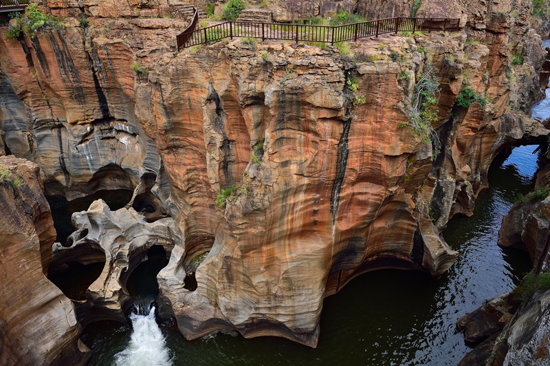 Soak in Serenity at Bourke’s Luck Potholes in Mpumalanga