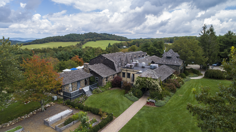 Chateau Morrisette Winery