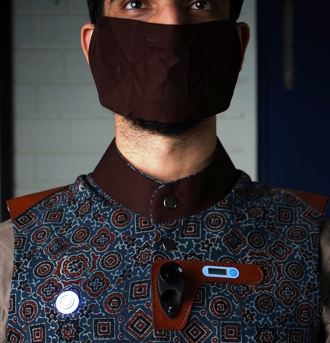 Co-Vest automated mask