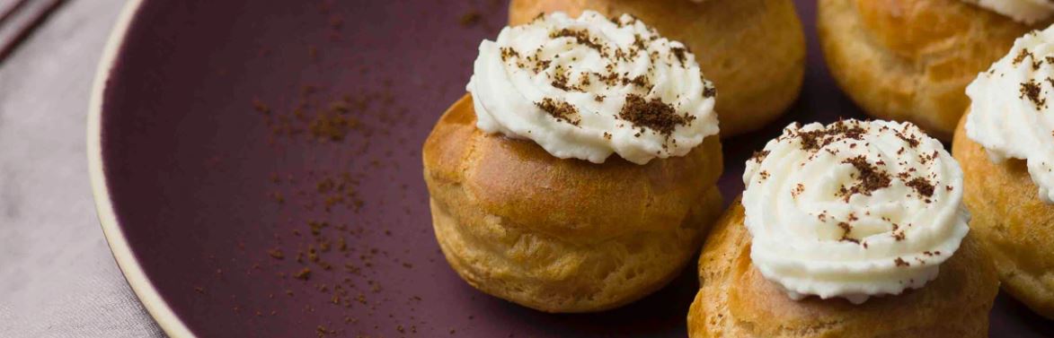 COFFEE PUFFS WITH YUZU FILLING