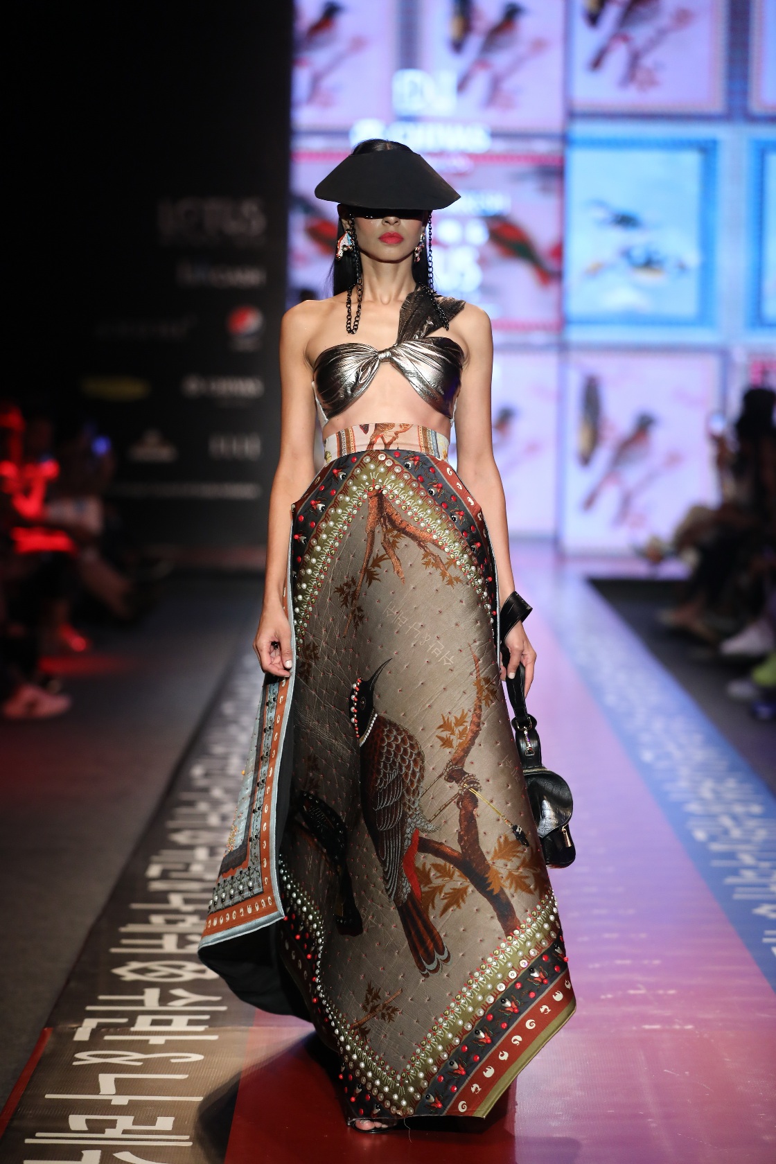 Collection by SHIVAN & NARRESH presented by CHIVAS MUSIC CDs shoowcased at FDCI LMIFW SS'20