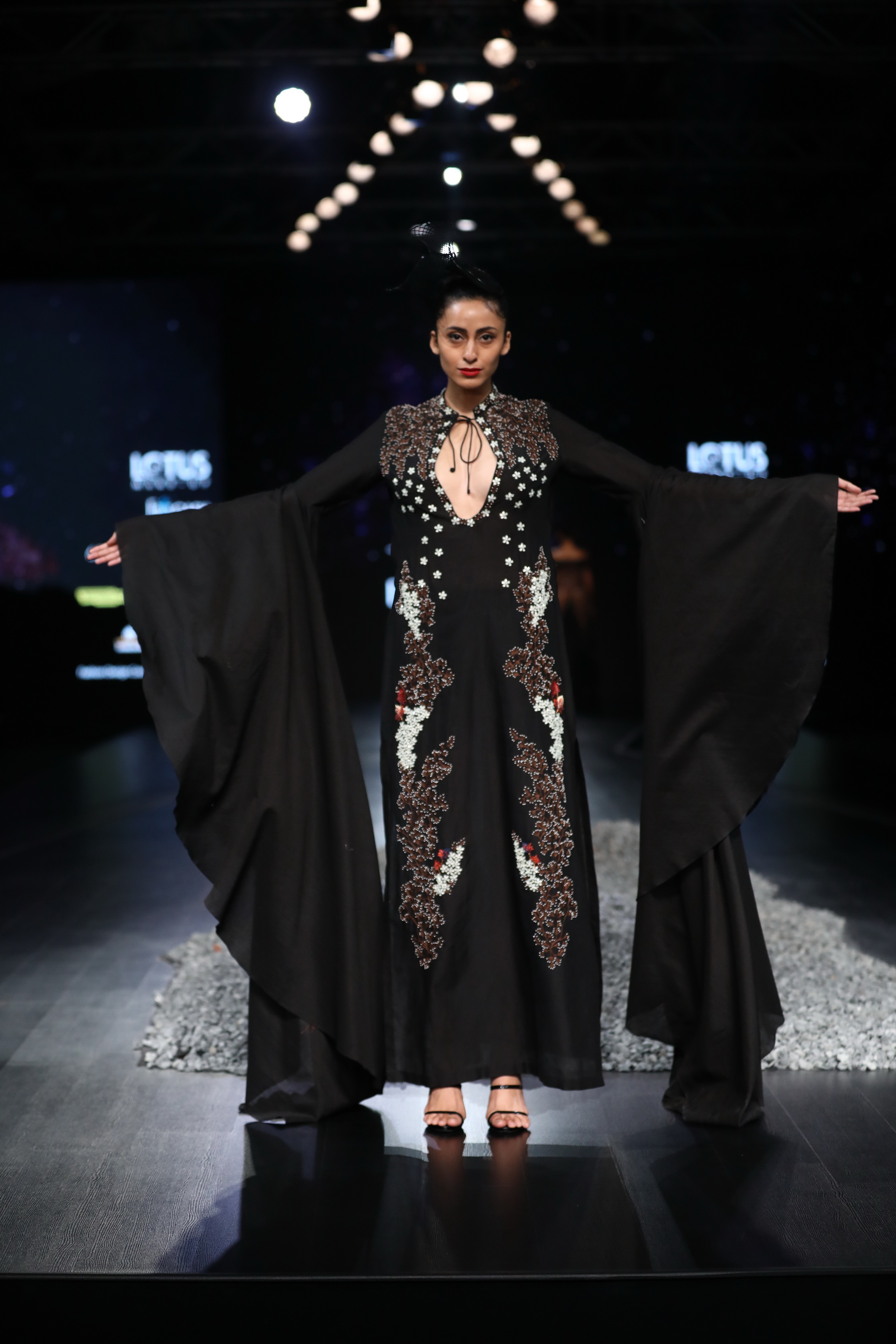 A model showcases the creations of fashion designer Samant Chauhan on the first day of Lotus Make-up India Fashion Week, in New Delhi on Oct 9, 2019. (Photo: IANS)