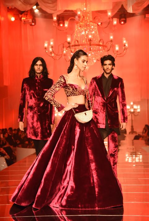 Designer Manish Malhotra vintage luxe red velvet at Maahrumysha collection showcase at LFW