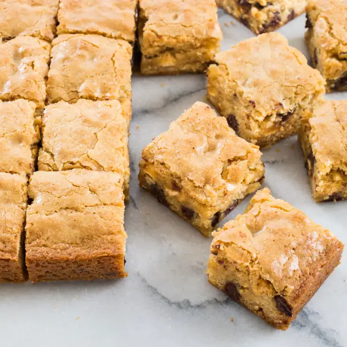 Flourless Banana Blondies 
