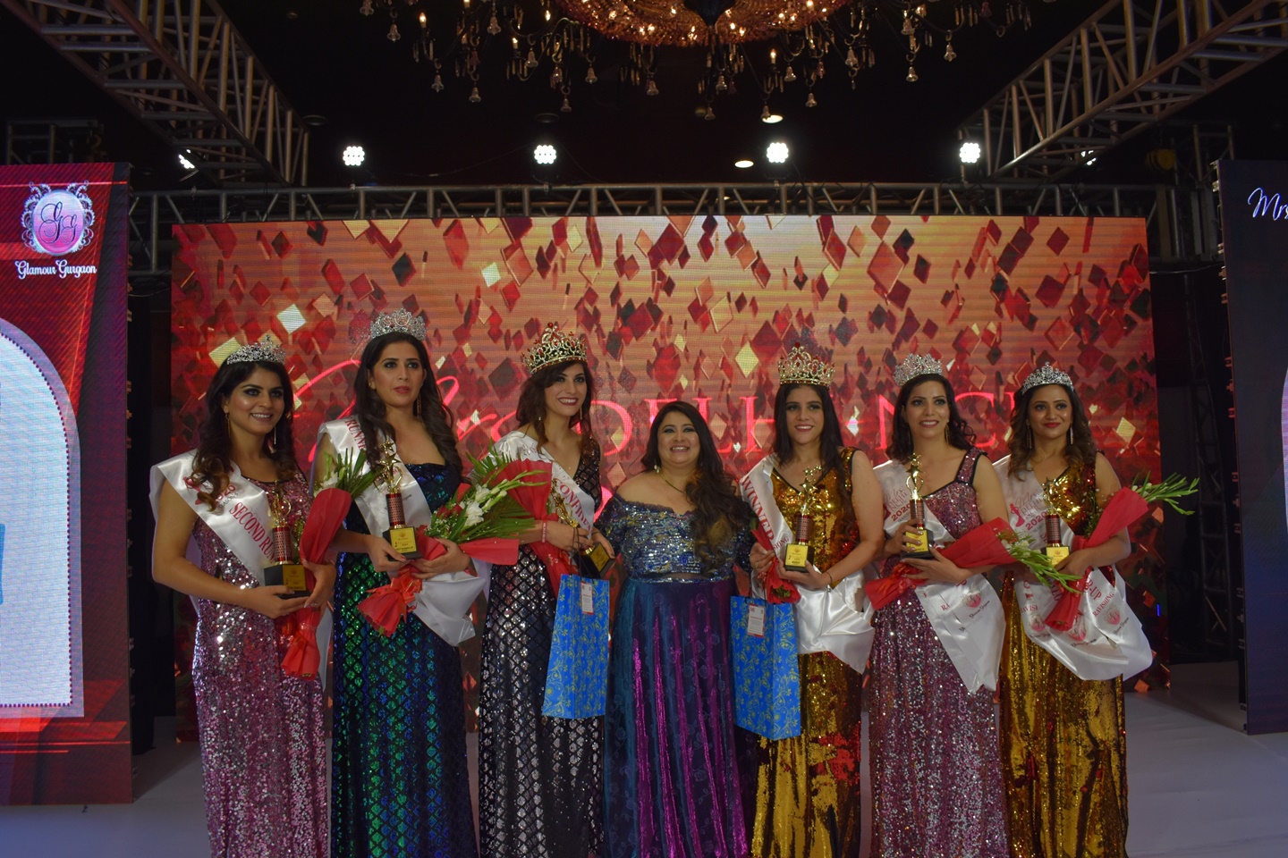 From Left Preeti Dabas, Shivani Mudgil & Aakriti Sambyal, Barkha Nangia, Meghna Puri, Ruchi Pant & Shweta Bora 