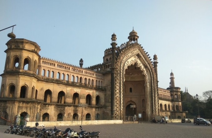 Rumi Darwaza