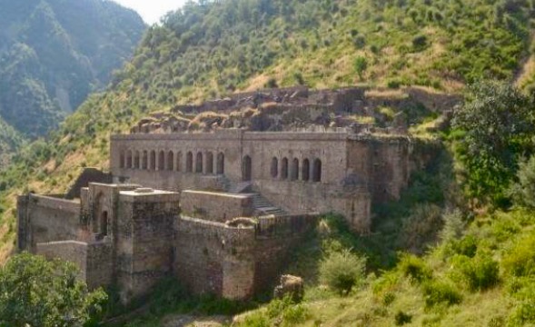 A passagway which remains