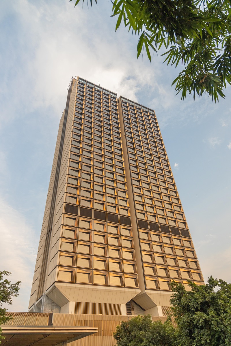  Grand Hyatt Gurgaon offers a romantic dining experience