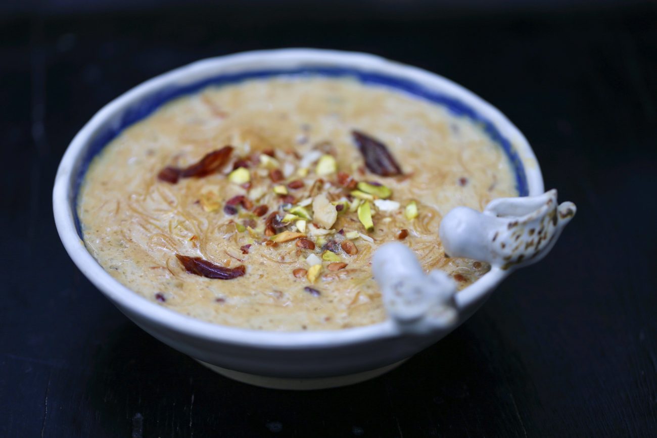 Sheer Khurma | Preparation time: 30 mins |Serves: 4