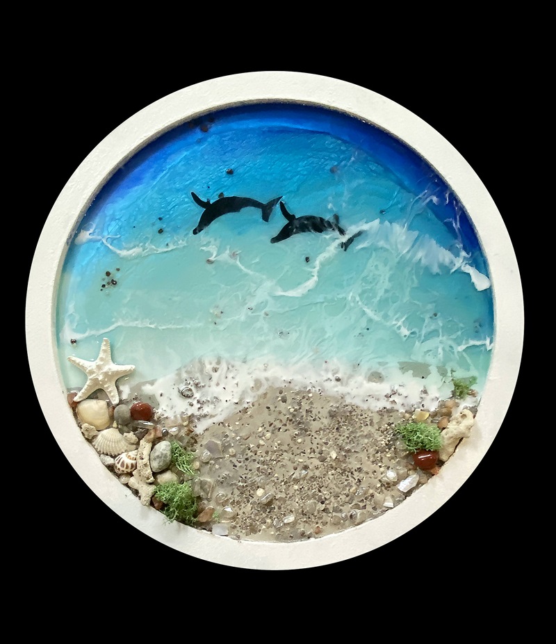  Madhavi Adalja's Resin Seascape Art