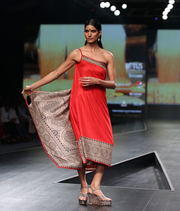 A model showcases the creation of fashion designers Rahul Anand and Anushka Laul on the third day of Lotus Make-up India Fashion Week, in New Delhi on Oct 11, 2019. (Photo: Amlan Paliwal/IANS)