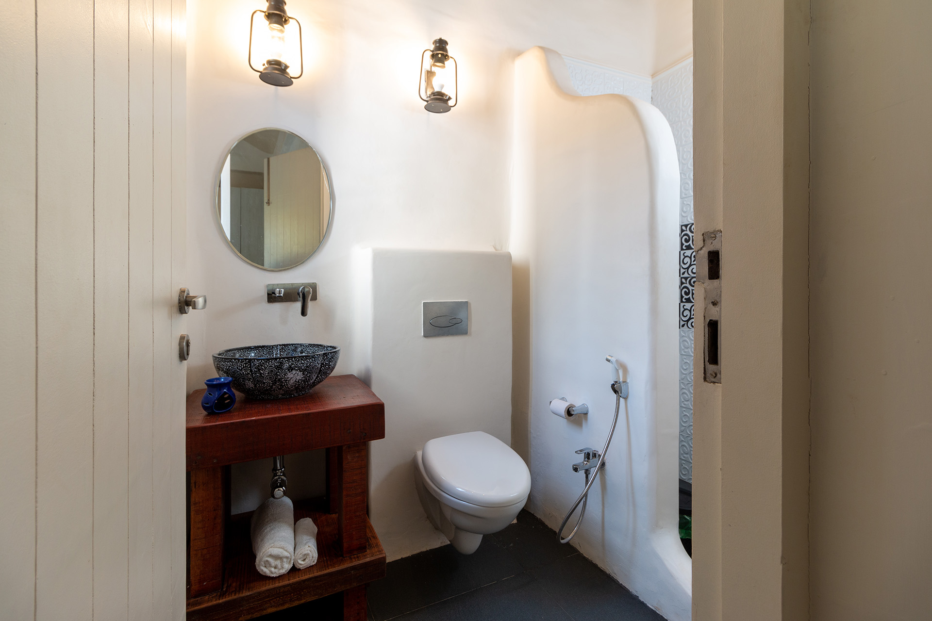 How to choose the right colour palette and jazz up your space 