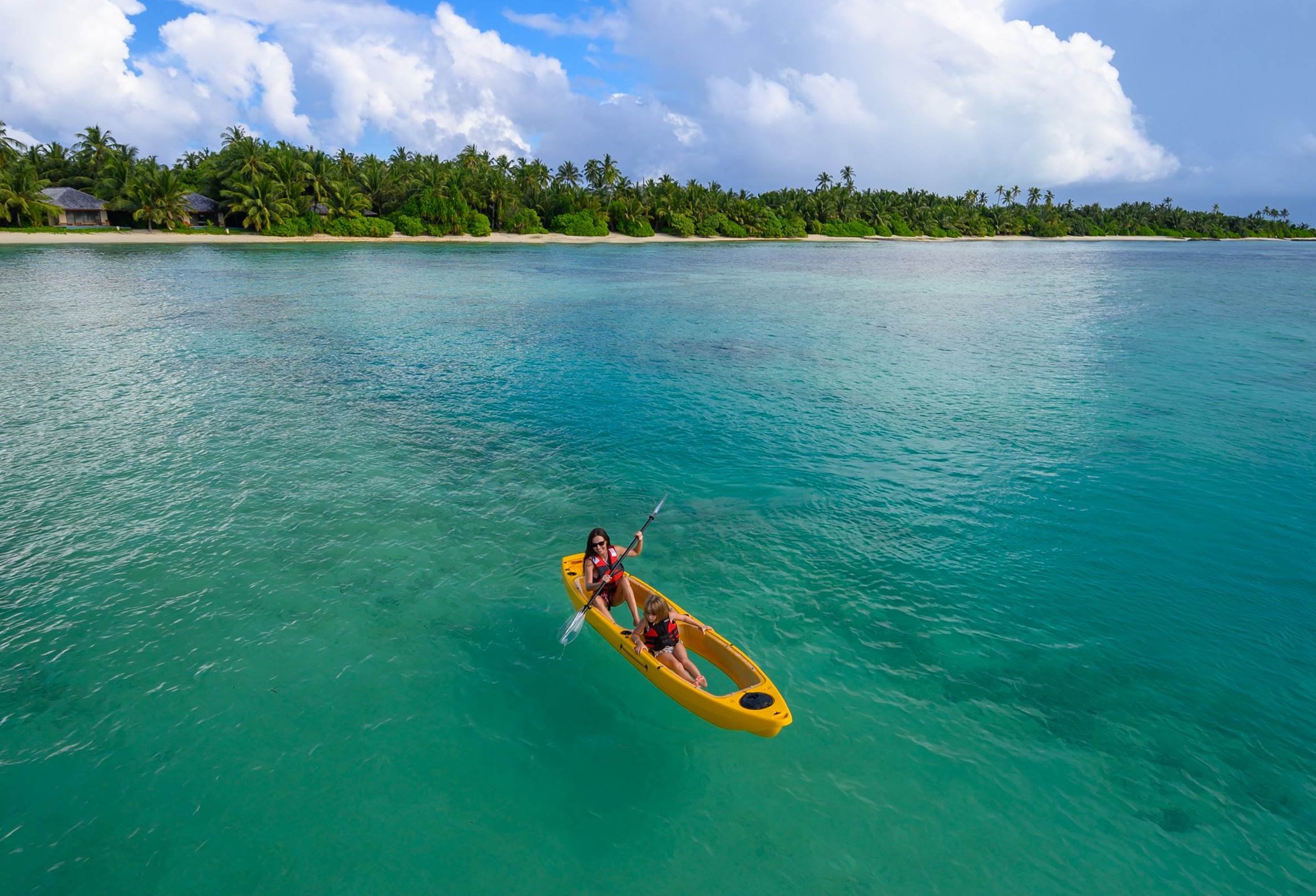 Kayaking, The Residence by Cenizaro