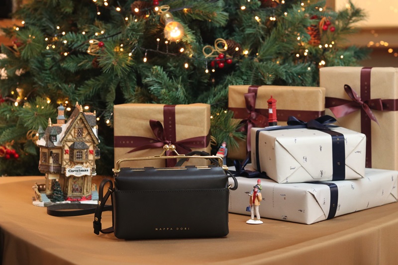  Kisslock Bag by Nappa Dori