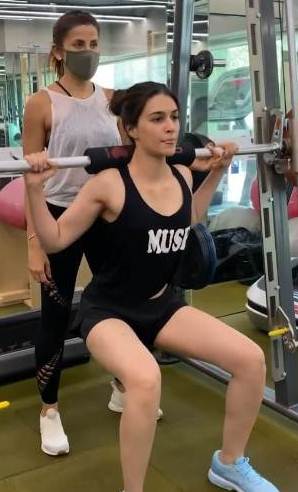 Kriti Sanon source: instagram