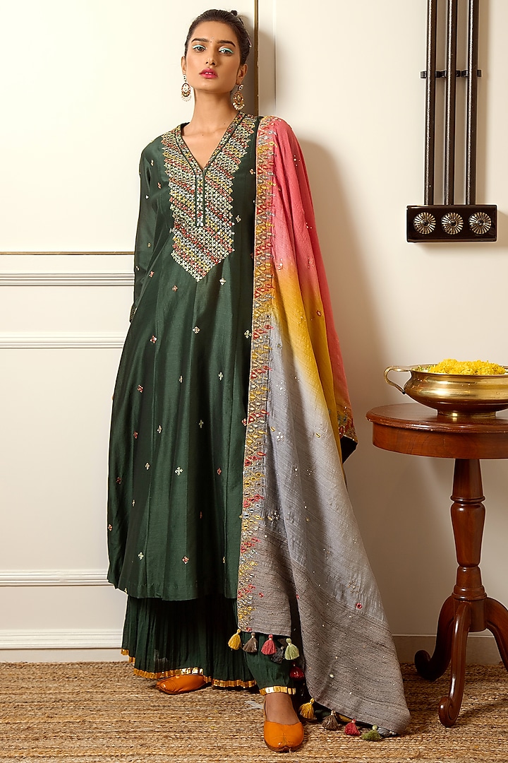 Hand Embroidered Kurta Set