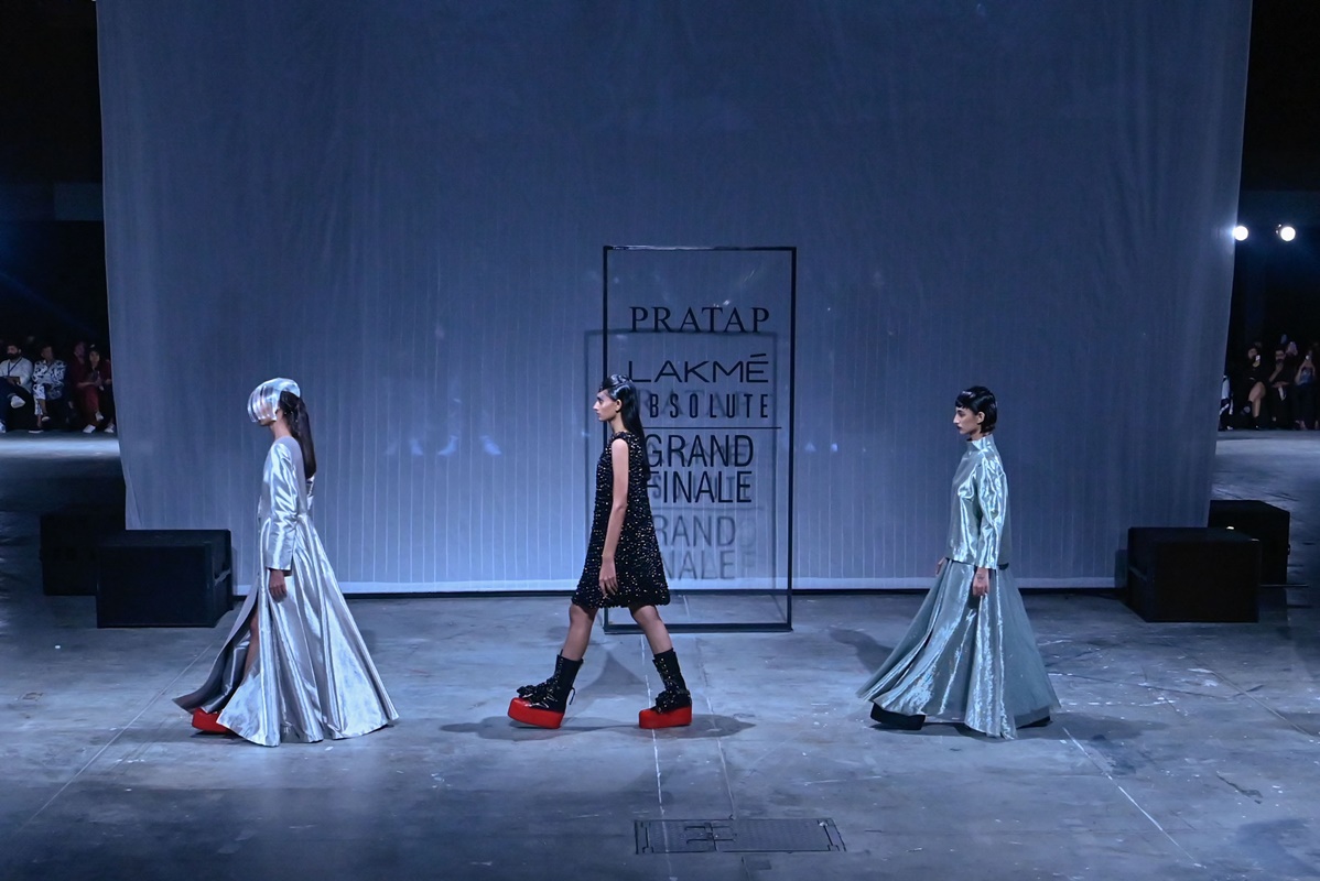 Rajesh Pratap Singh closes LFW x FDCI