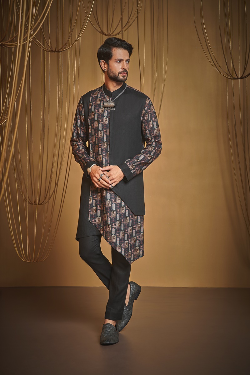 Linen Vogue x Manish Malhotra