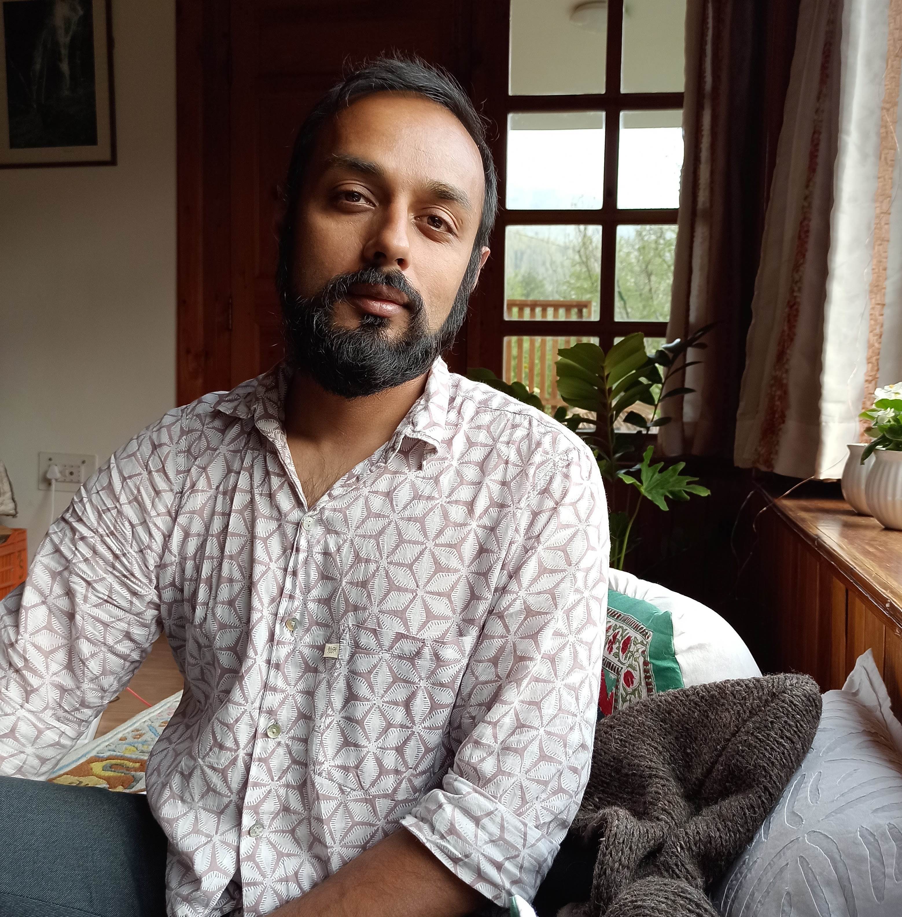 Magnetic Words speaker Sushmit Ghosh