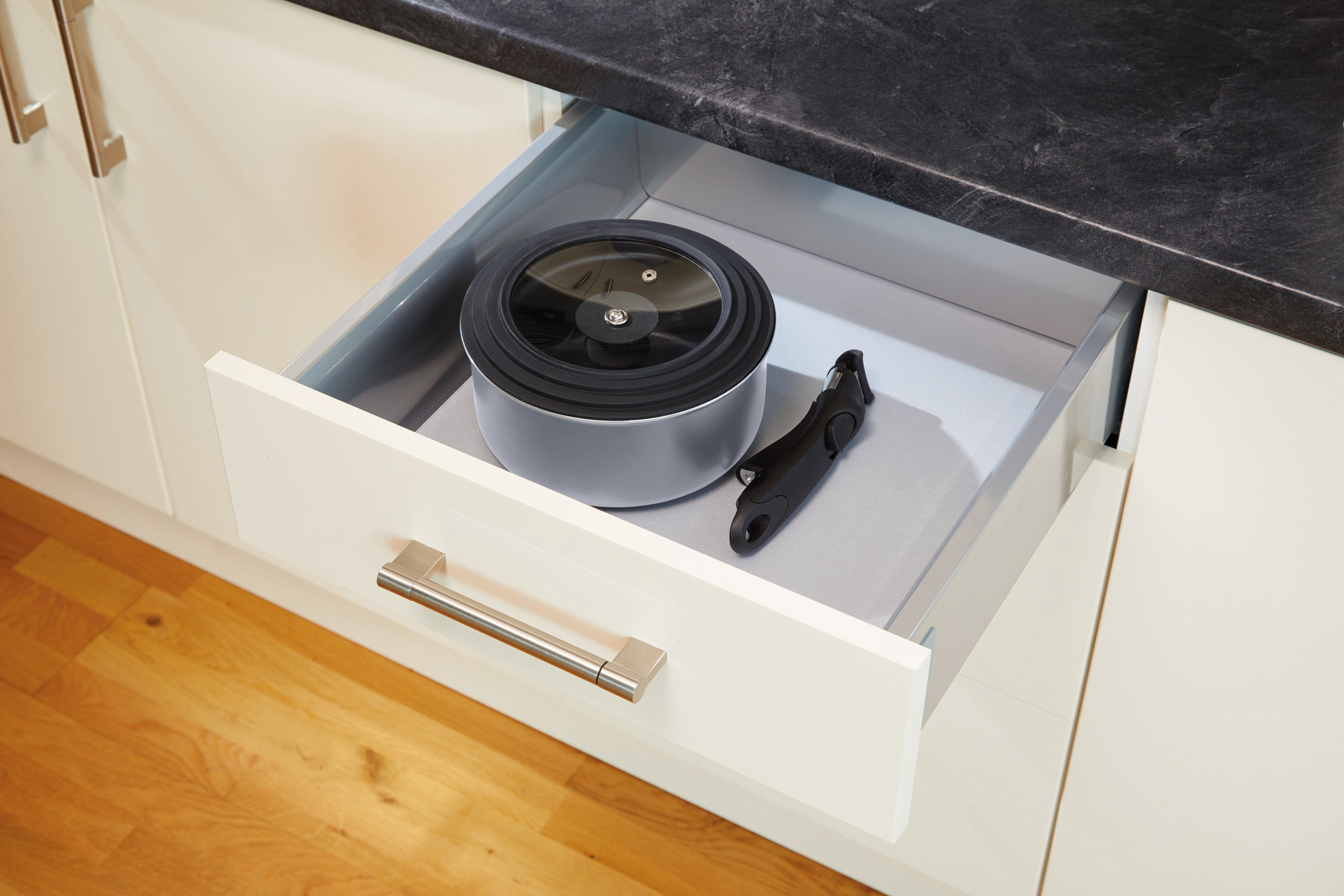 MasterClass Smart Space Non-Stick Saucepan Set from thinKitchen.in