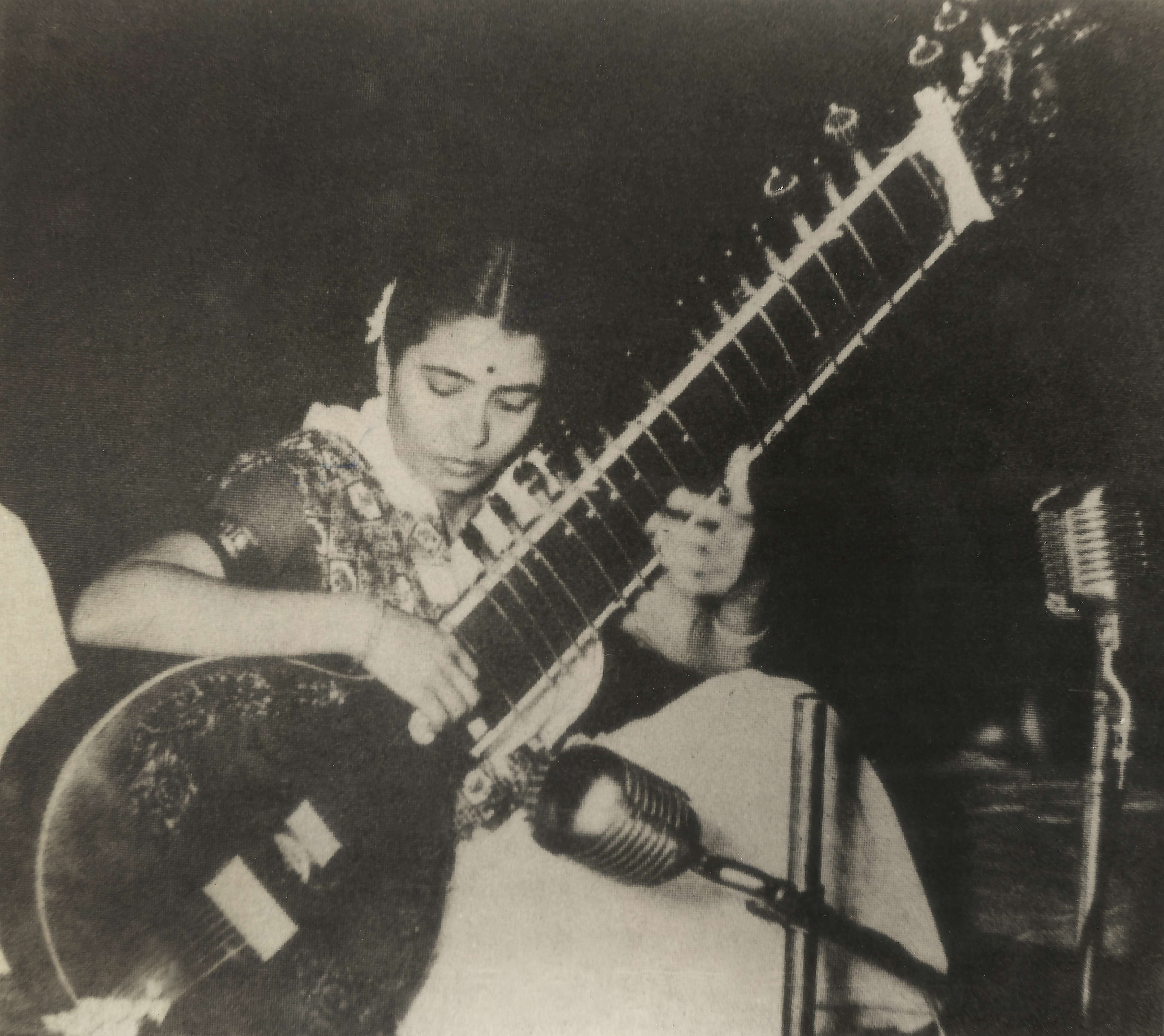 Music Mirror - Annapurna Devi 