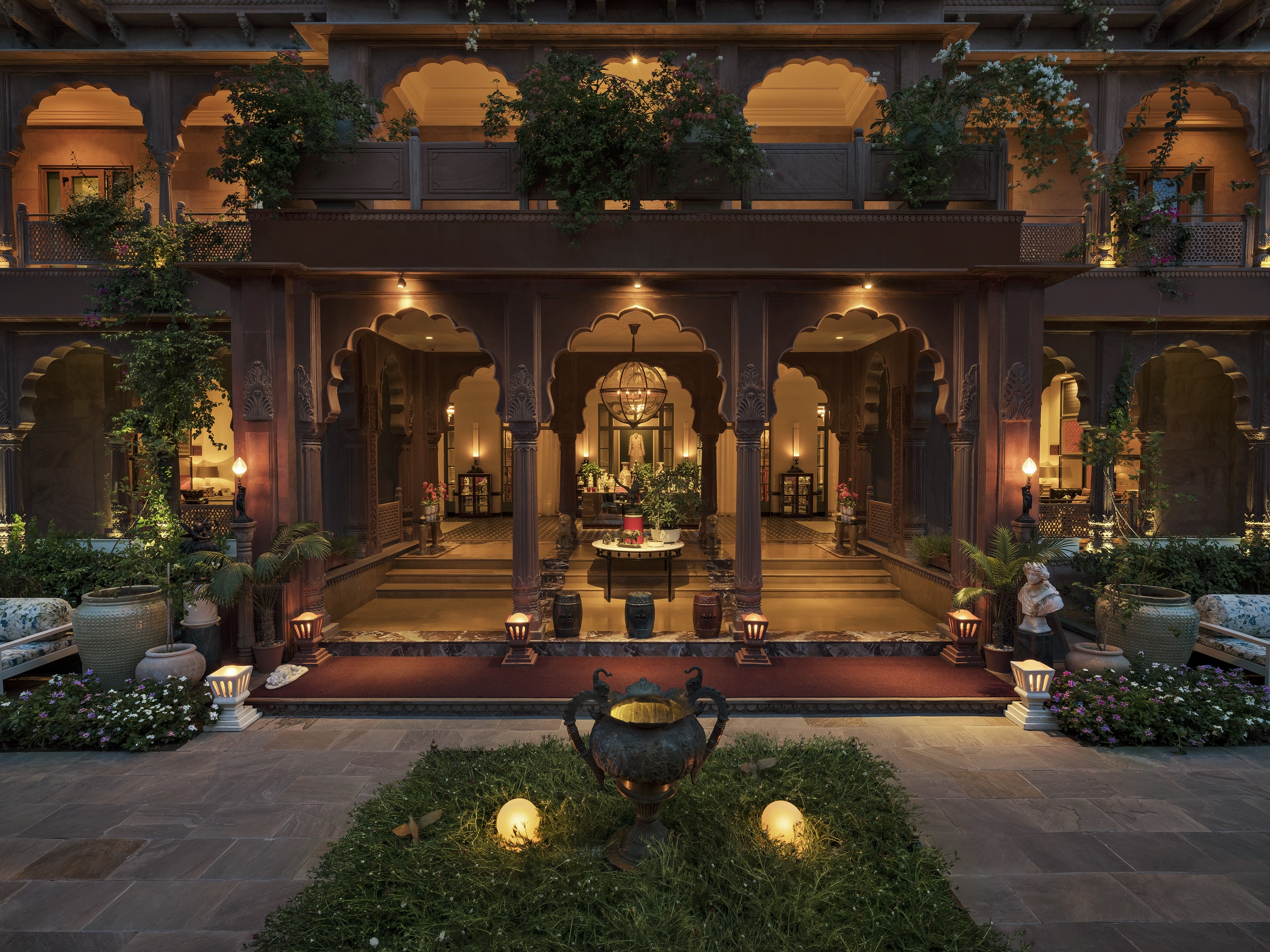 Embrace the colours of spring with a Bikaneri Holi at Narendra Bhawan