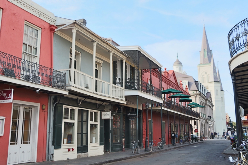 NEW ORLEANS' FRENCH QUARTER, LOUISIANA