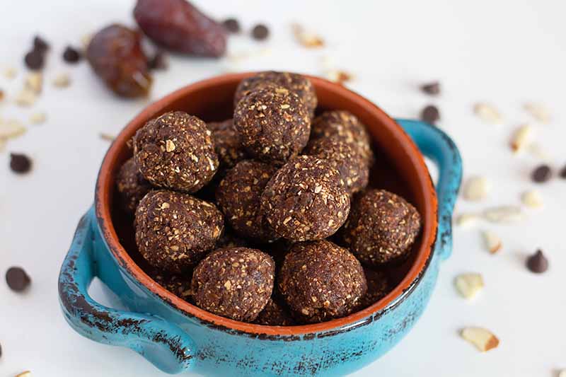 Chocolate Peanut Butter Immunity Bites