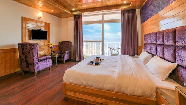 OYO Belvilla Serene Mountain Getaway with Exquisite Views