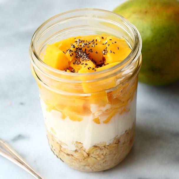 OATS MANGO SMOOTHIE 