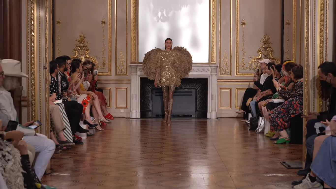 Photo Credit Rahul Mishra 's Youtube 