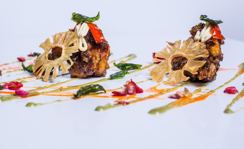 Pla Samrot gung, mandarian sour cream