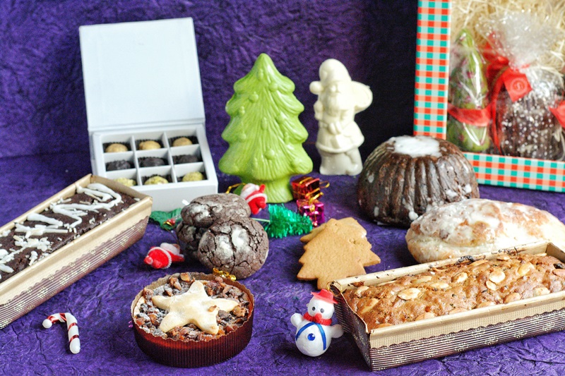  Sheraton Grand Bangalore Hotel at Brigade Gateway takes part in the greatest joy of all - gifting 