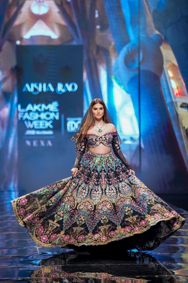Actress Tara Sutaria at LFW x FDCI