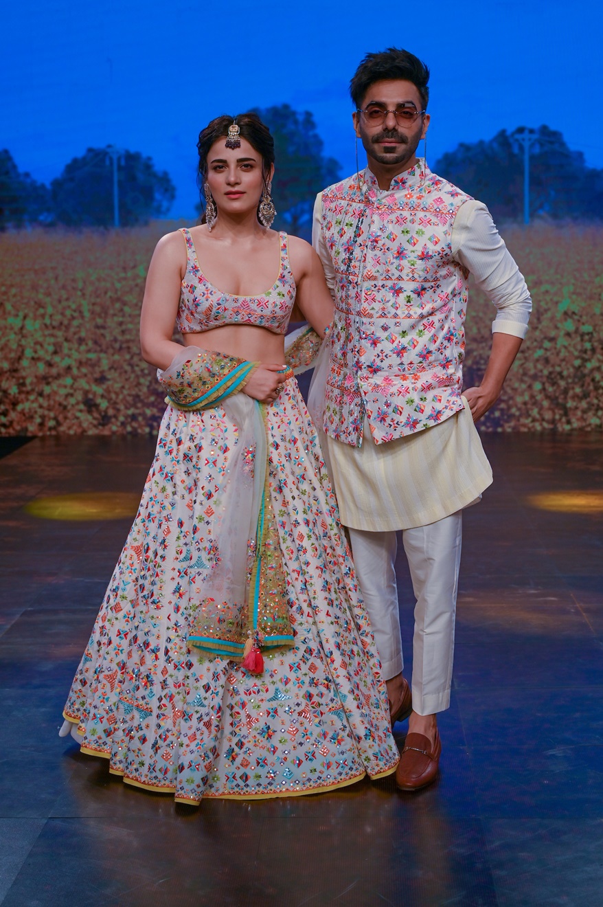 Showstoppers Radhika Madan and Aparshakti Khurana for Sukriti Akriti at LFW 2020